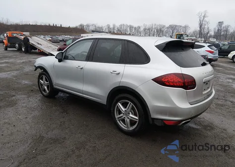 2012 Porsche Cayenne z USA, uszkodzony, nr VIN WP1AA2A20CLA11434